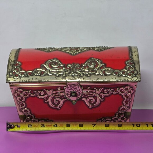 Vintage Red & Gold Ornate Metal Tin Box With Decorative Scrollwork & Hinged Lid - Picture 8 of 10